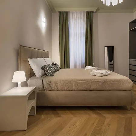 בית הארחה Luxury - Prati 28