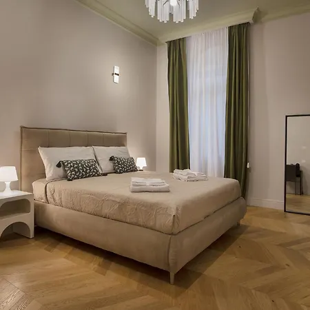 Luxury - Prati 28